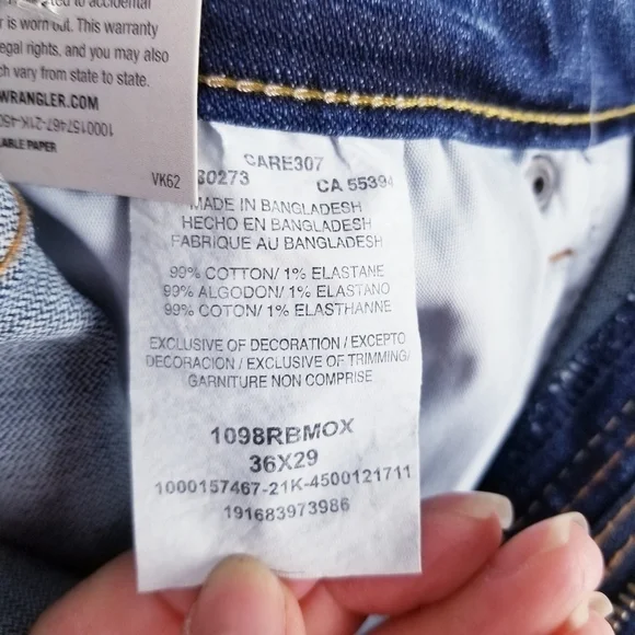 Wrangler Relaxed Boot Jeans NWT size 36x29
